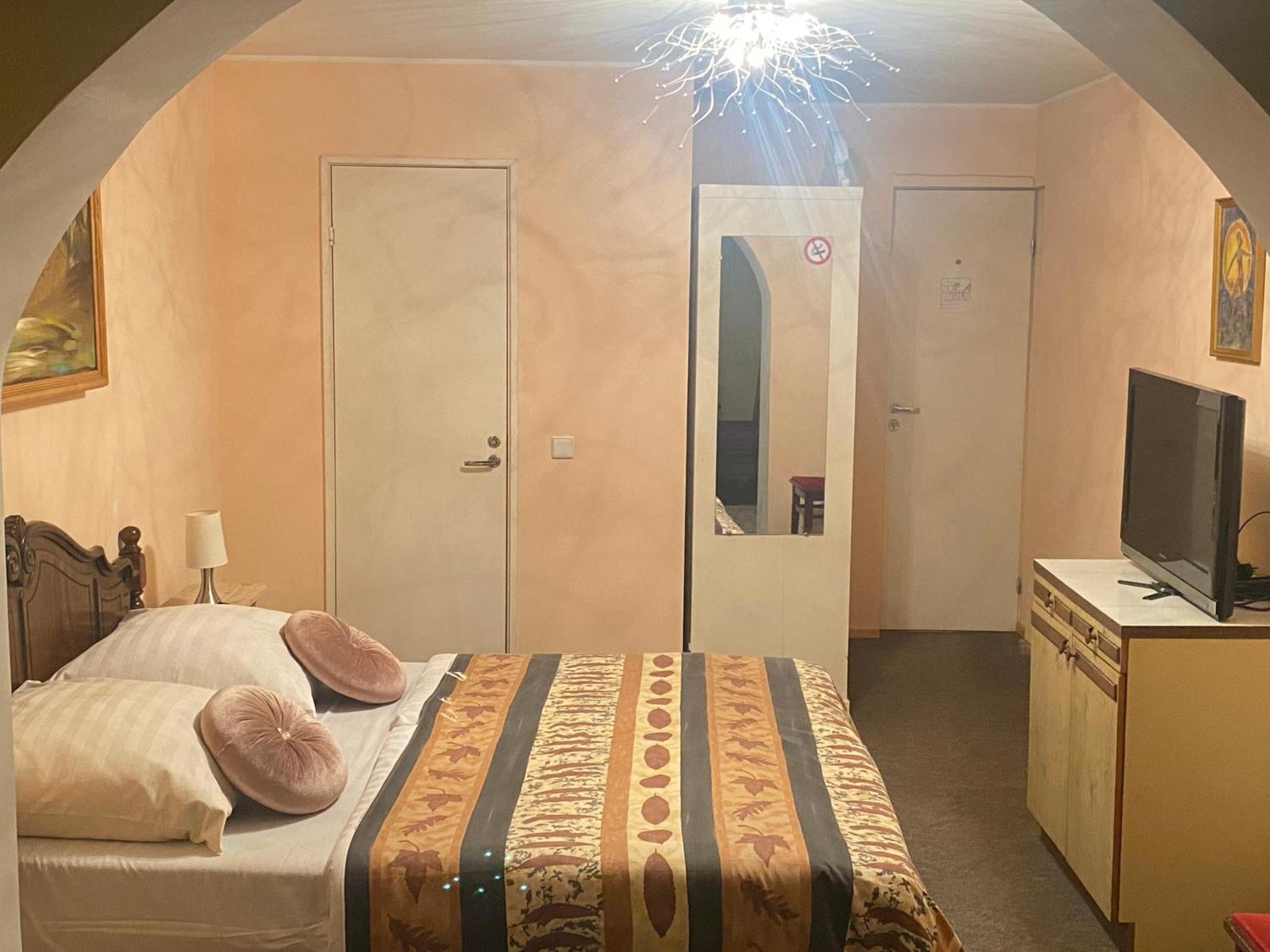 Hotel Getliin Saku Eksteriør bilde